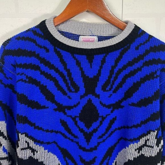 Arielle Vintage Women’s sweater Size S/MBlue Knit Animal Print - Picture 3 of 14